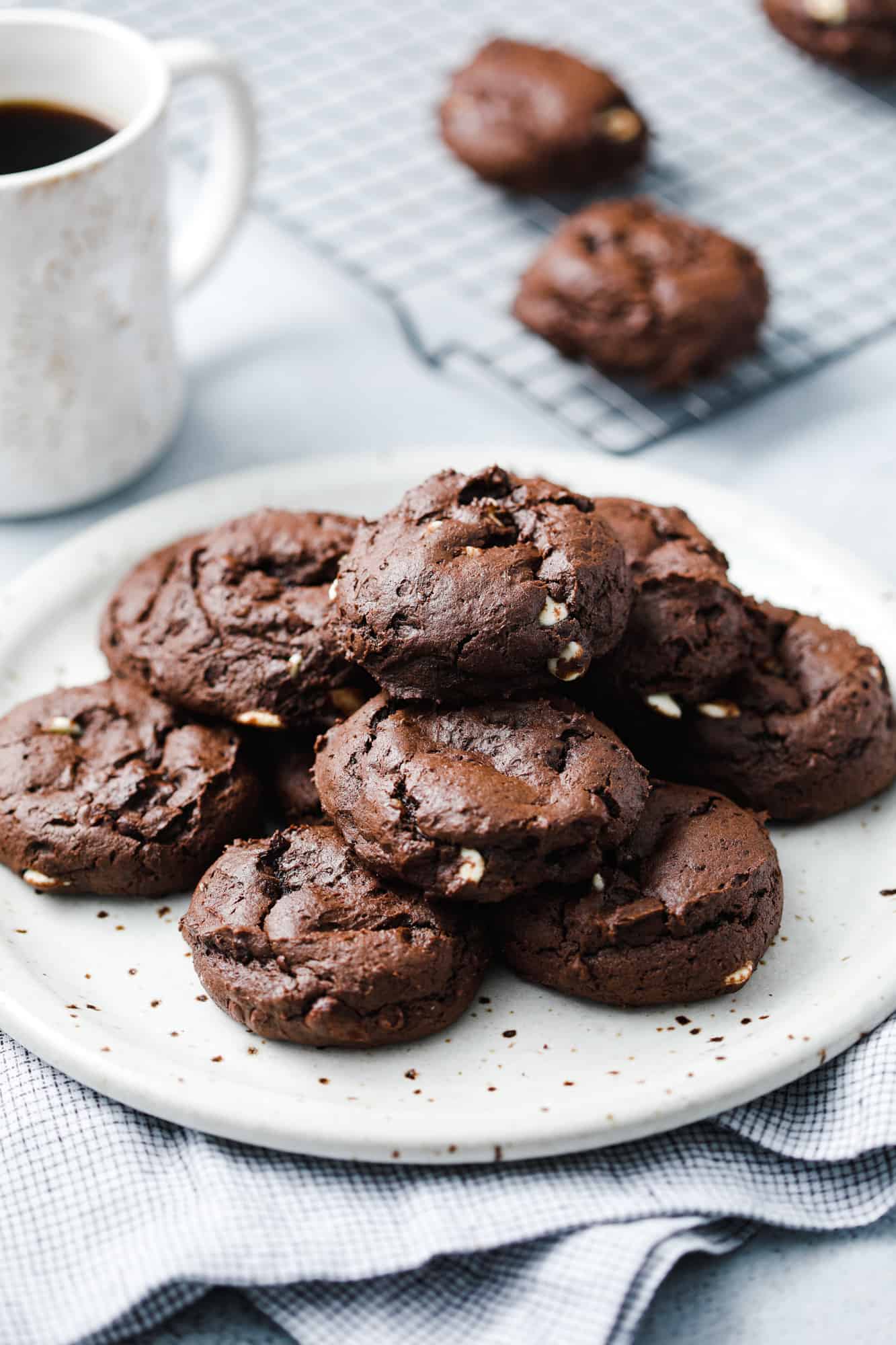 SUPER FUDGY Chocolate Cookies (CHEWY!) The Dinner Bell
