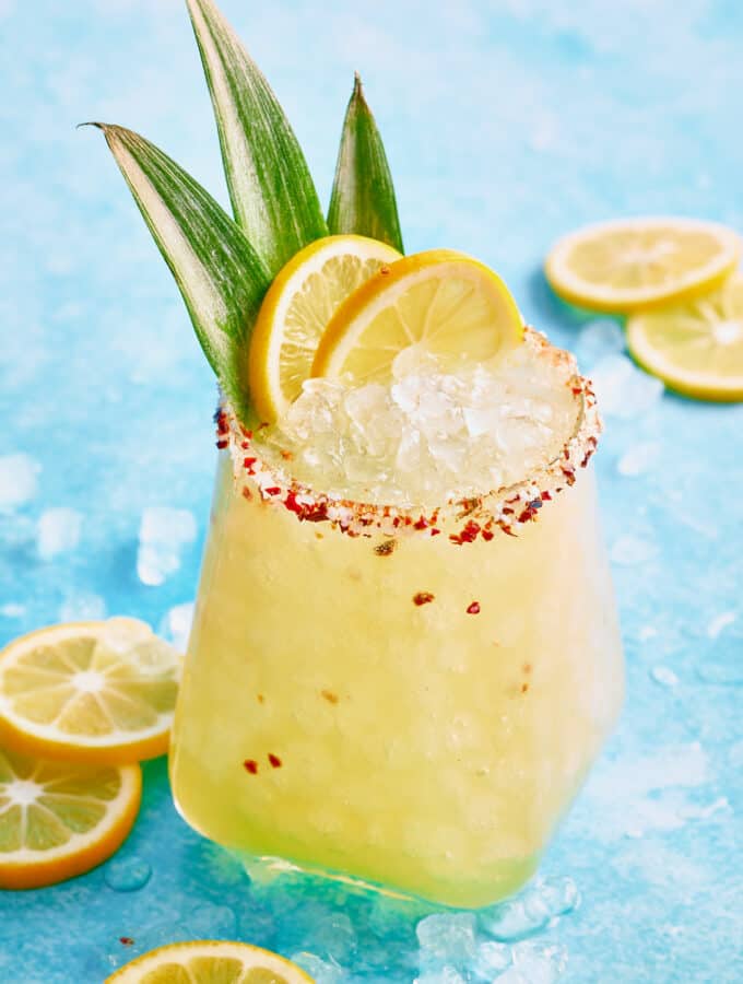 A non-alcoholic cocktail of alcohol free tequila, pineapple kombucha, mango nectar and lime.