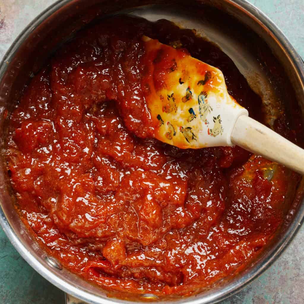 apricot jam forming