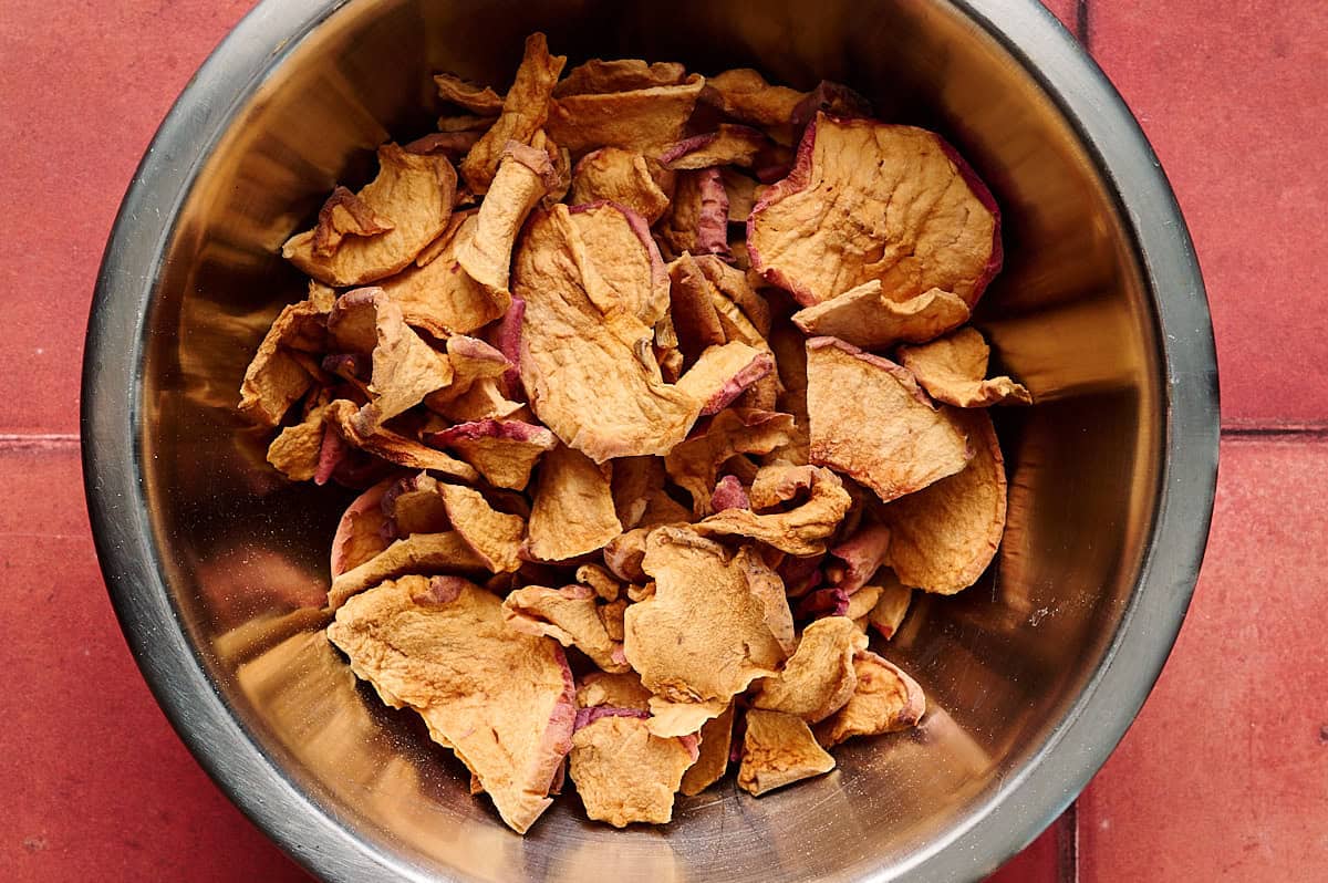 bare apple chips in a bowl