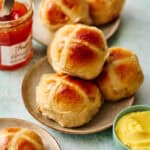 closeup of a hot cross bun